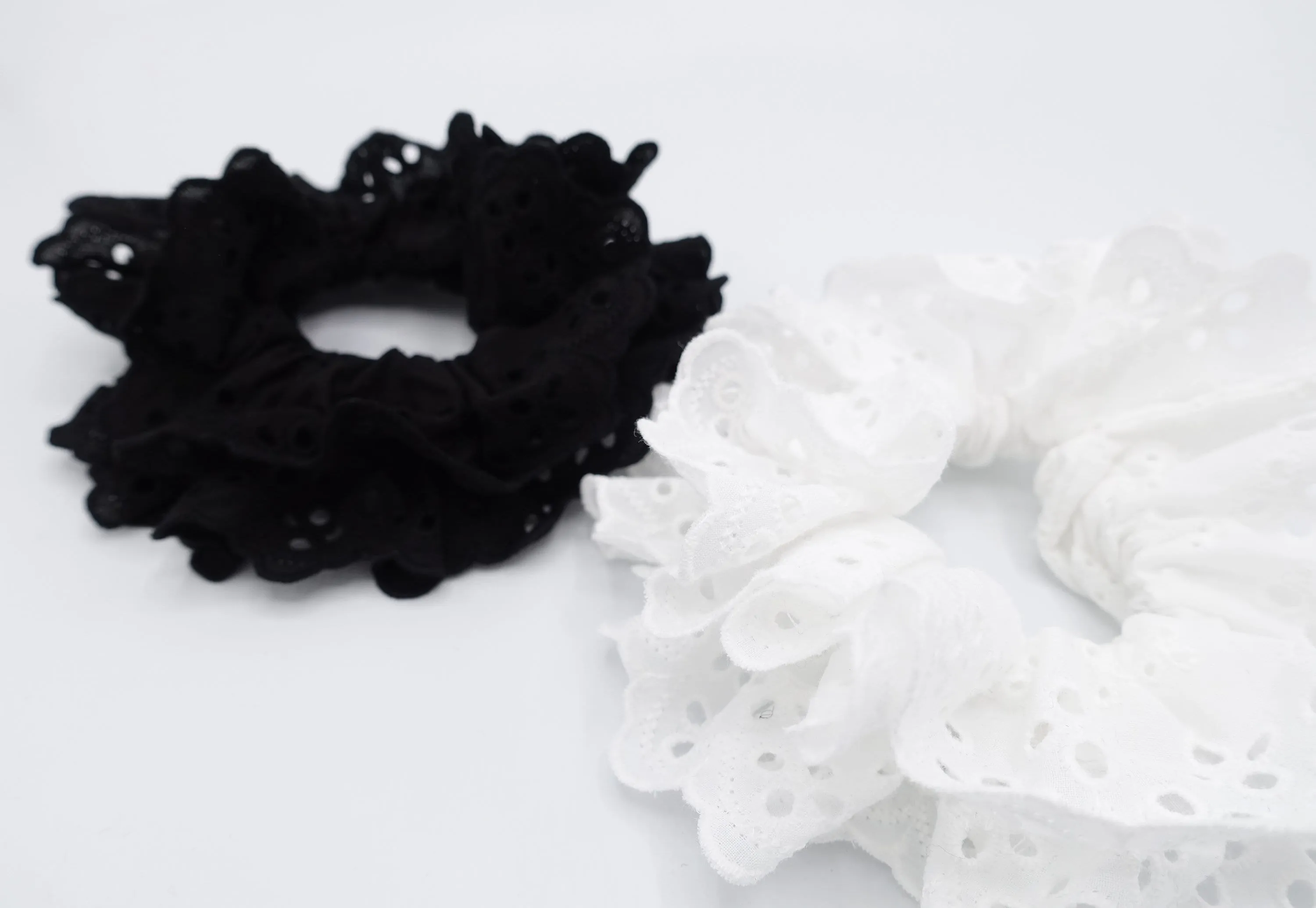 cotton eyelet basic scrunchies