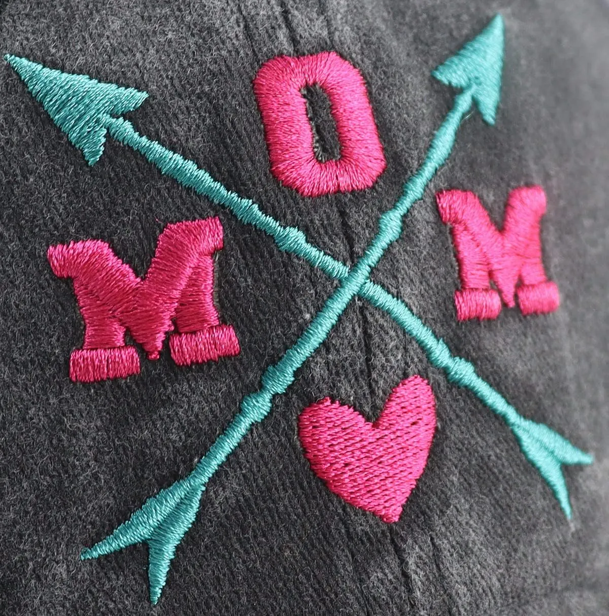 Kahhrepa Mom Hat for Women Mama, Funny Adjustable Cotton Embroidered Mom Gifts Baseball Cap