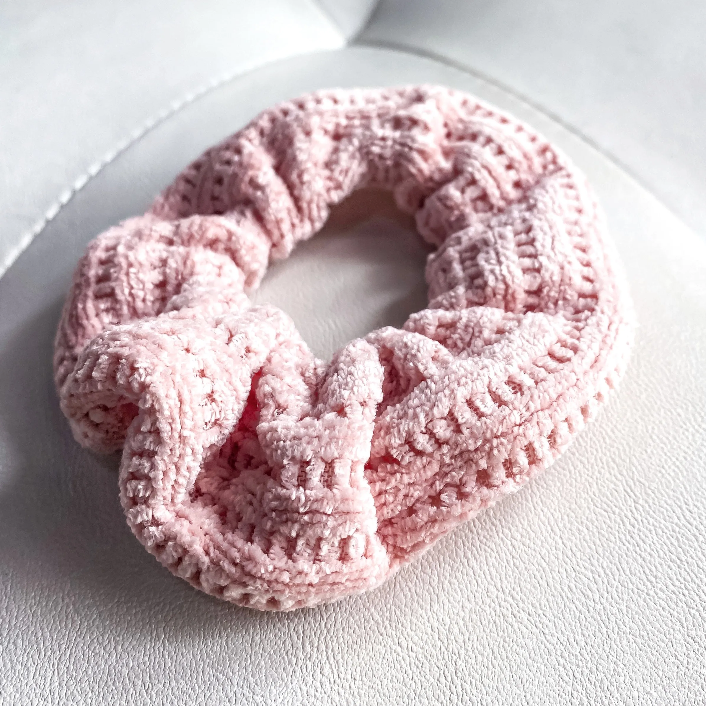 Mauve Plush Scrunchies
