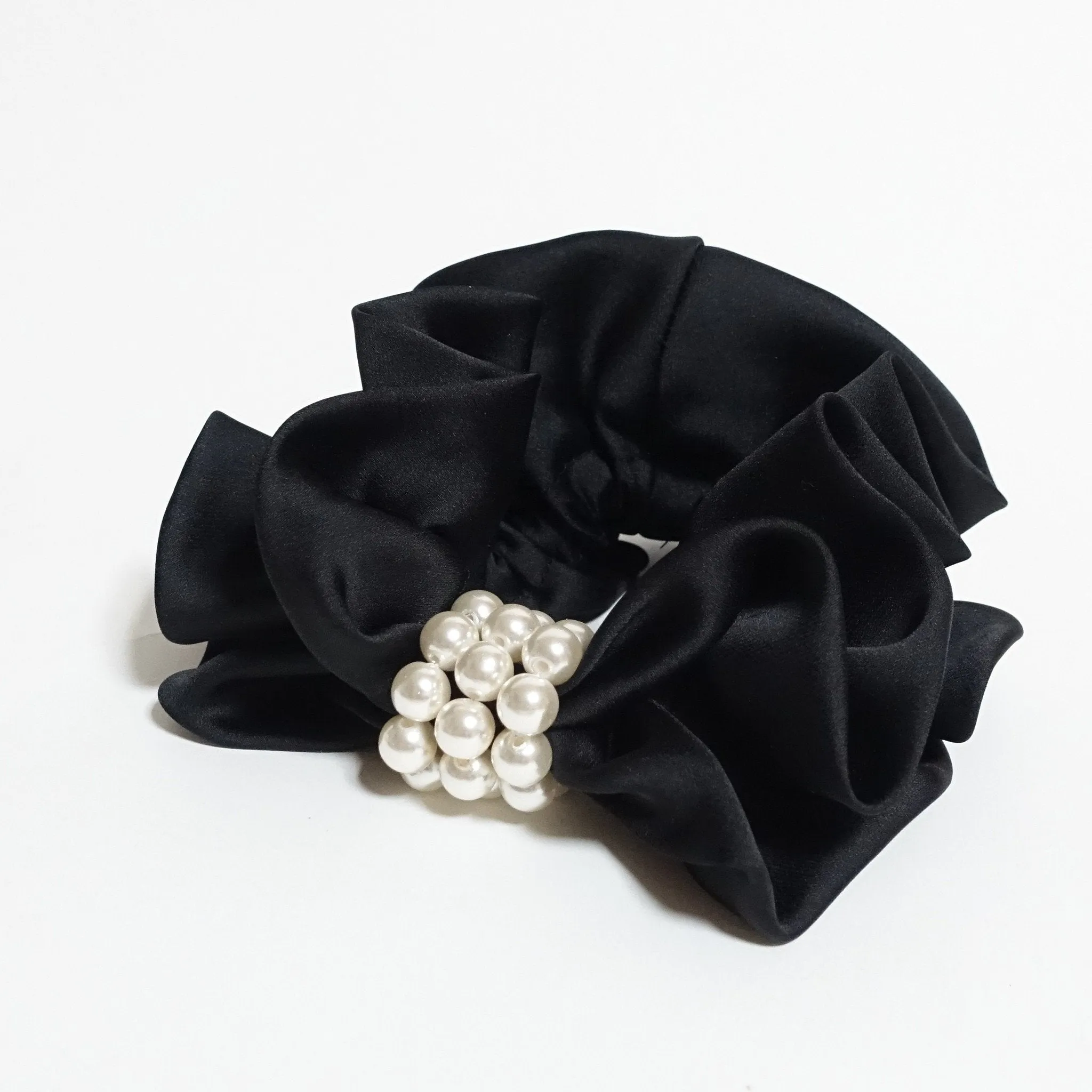 Pearl Decorated Satin Hair Scrunchies Hair Elastics Women Hair Accessories