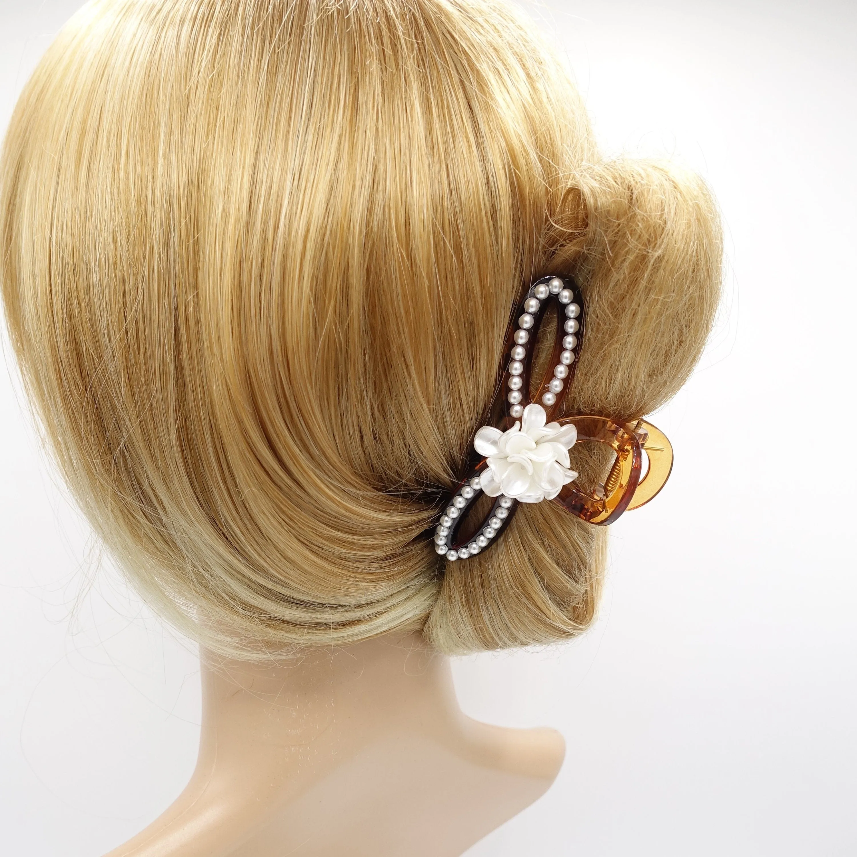 pearl hair claw, pearl flower embellished hair claw for women