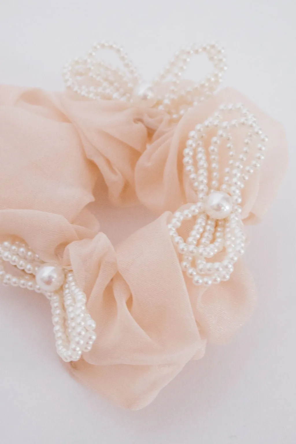 Precious Pearl Scrunchie