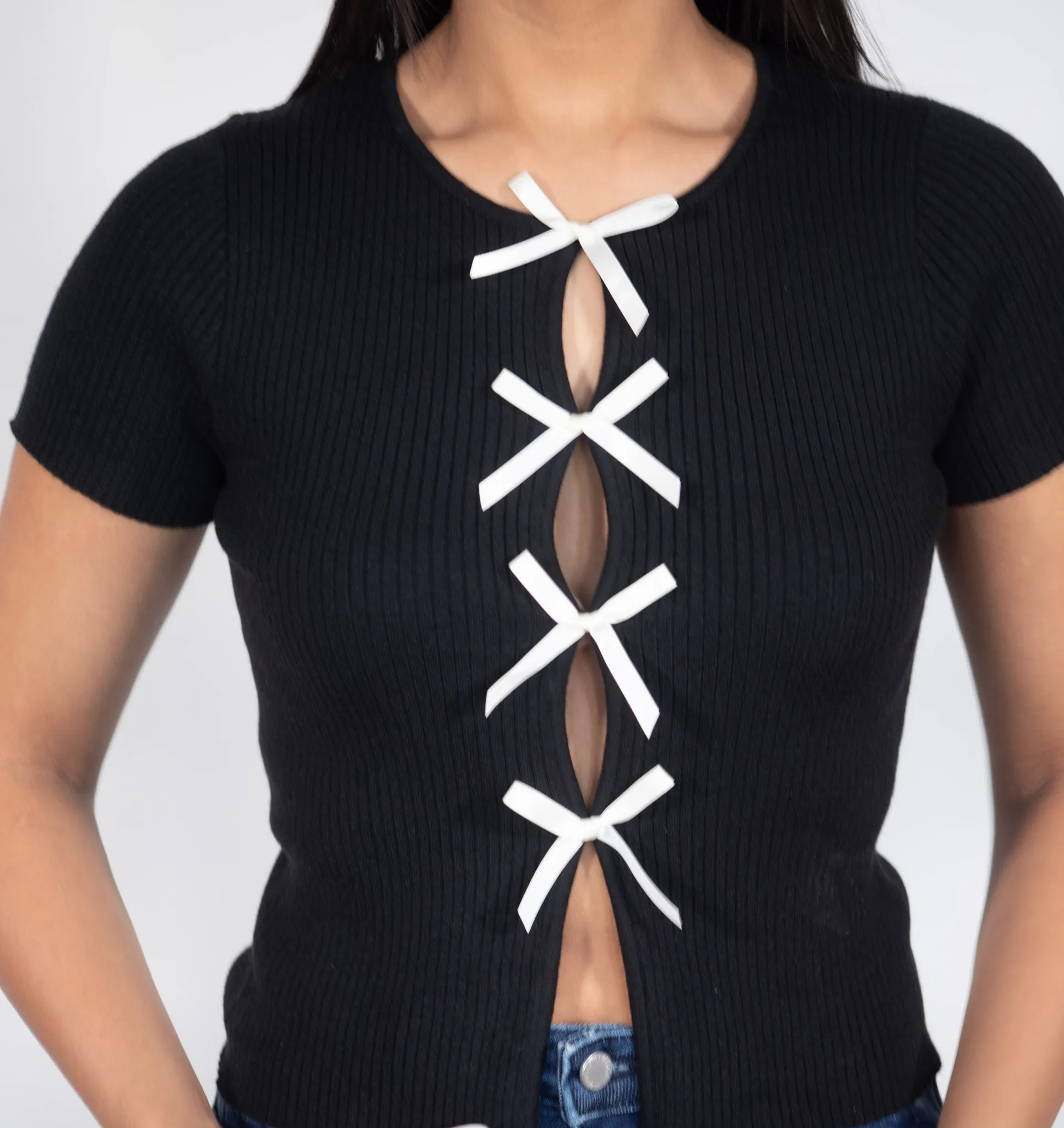 Steal The Show Black With White Bow Top